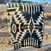 Andean Alpaca Wool Blanket - Forest