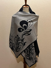 Shawl--Reversible Butterfly